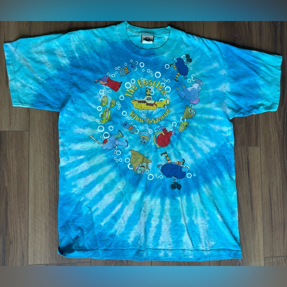 Vintage Beatles Yellow Submarine T ShirtMens Sz L Liquid Blue 2004 Made In USA
